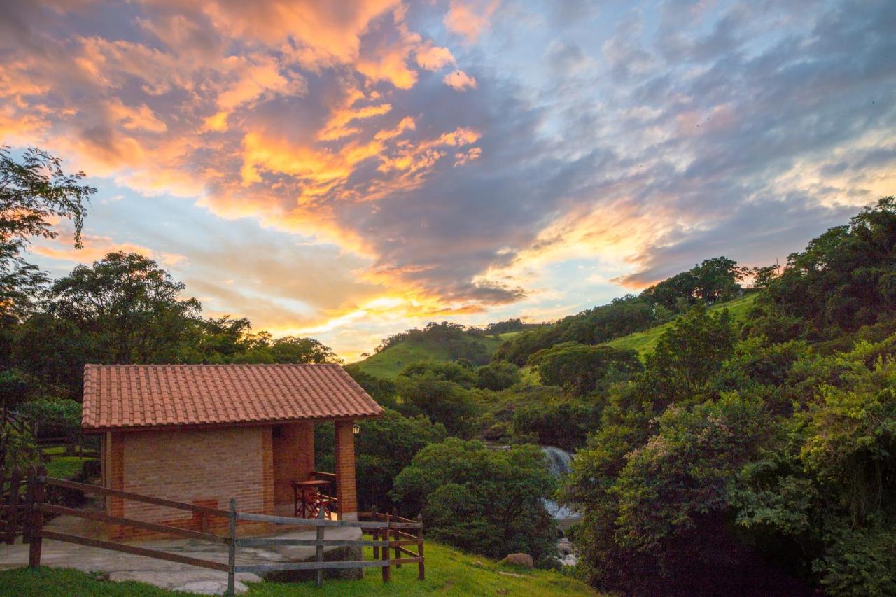 Chales Pedacim Du Ceu Bueno Brandao Bagian luar foto